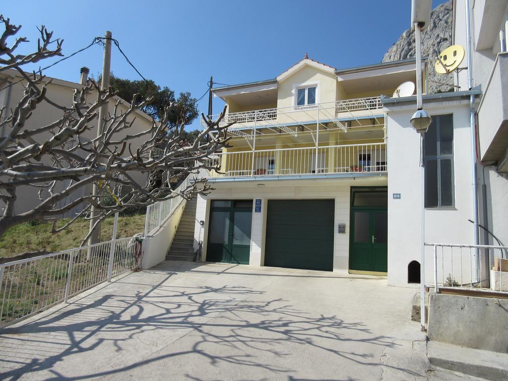 Apartments Niksa Kastelan Omiš Exterior foto